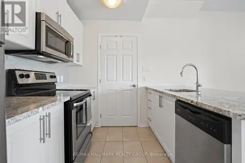 42 Sternes Private Ottawa ON K4A 0X8