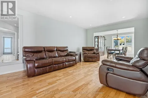 1354 Gaultois Avenue Ottawa ON K1C 3G6