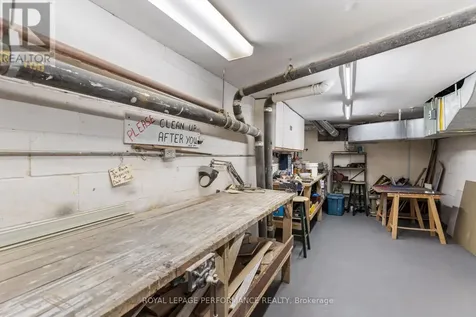 960 Teron Road Ottawa ON K2K 2B6