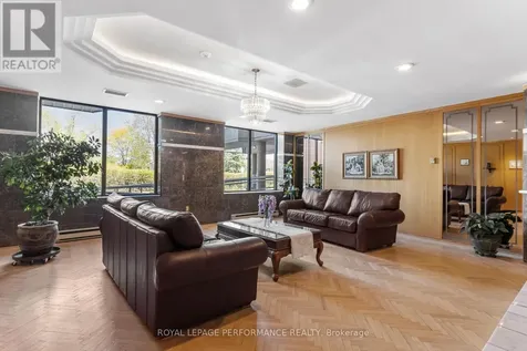 960 Teron Road Ottawa ON K2K 2B6