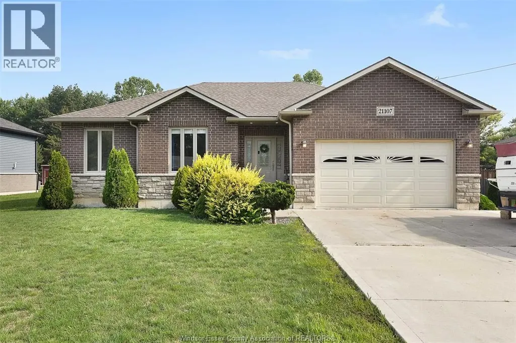 21107 Mclean Road Wheatley ON N0P 2P0