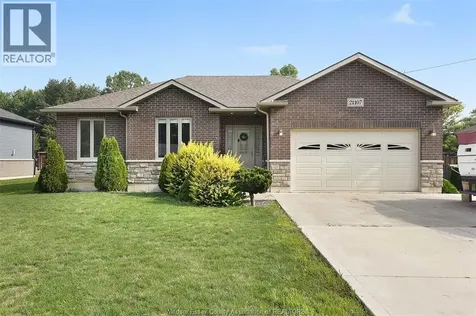 21107 Mclean Road Wheatley ON N0P 2P0