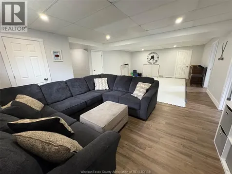 21107 Mclean Road Wheatley ON N0P 2P0