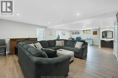 21107 Mclean Road Wheatley ON N0P 2P0