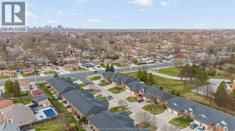 3718 Prairie Court Windsor ON N9G 2X3