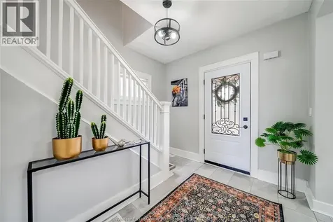 1511 Hall Windsor ON N8X 4R6