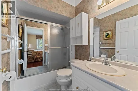 3718 Prairie Court Windsor ON N9G 2X3