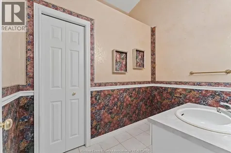 3718 Prairie Court Windsor ON N9G 2X3