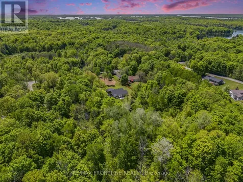 4780 C Briton-houghton Bay Road Rideau Lakes ON K0G 1V0