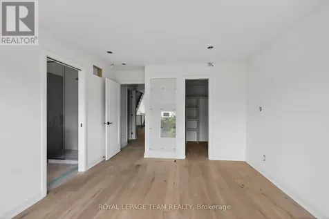 608 Tweedsmuir Avenue Ottawa ON K1Z 5P3