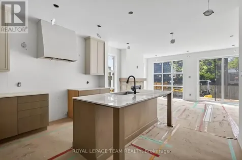 608 Tweedsmuir Avenue Ottawa ON K1Z 5P3