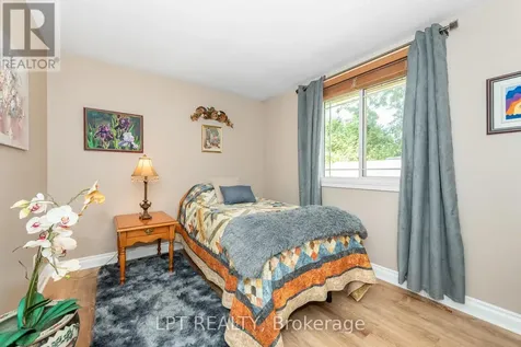 9 Dallaire Crescent Ottawa ON K0A 2Z0