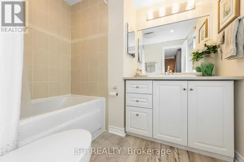 9 Dallaire Crescent Ottawa ON K0A 2Z0