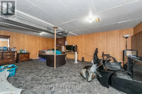 9 Dallaire Crescent Ottawa ON K0A 2Z0