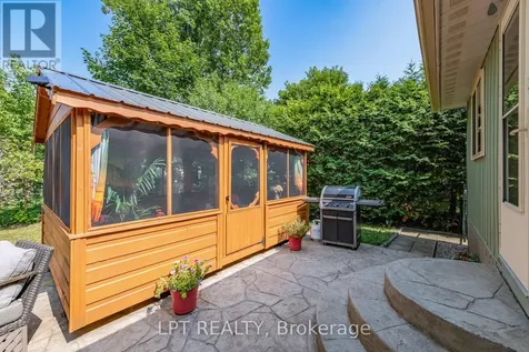 9 Dallaire Crescent Ottawa ON K0A 2Z0