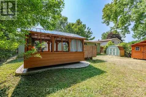9 Dallaire Crescent Ottawa ON K0A 2Z0