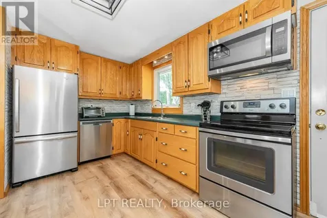 9 Dallaire Crescent Ottawa ON K0A 2Z0