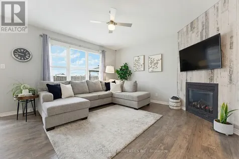 361 Gallantry Way Ottawa ON K2S 0R1