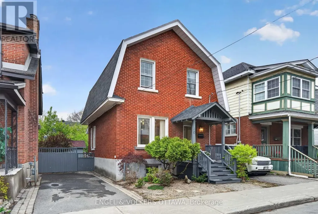 30 Roslyn Avenue Ottawa ON K1S 4W3
