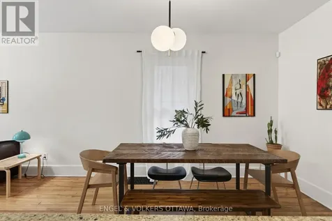 30 Roslyn Avenue Ottawa ON K1S 4W3