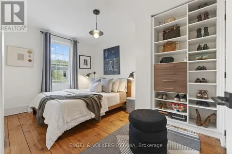 30 Roslyn Avenue Ottawa ON K1S 4W3