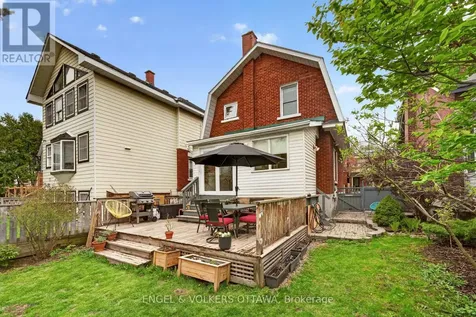 30 Roslyn Avenue Ottawa ON K1S 4W3