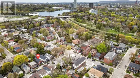 30 Roslyn Avenue Ottawa ON K1S 4W3