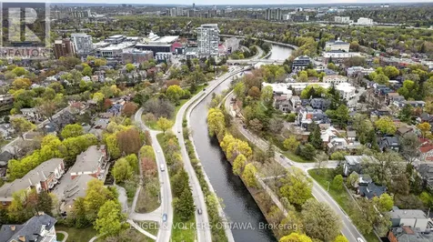 30 Roslyn Avenue Ottawa ON K1S 4W3