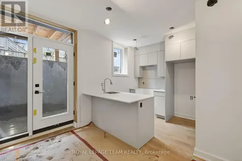 608 Tweedsmuir Avenue Ottawa ON K1Z 5P3