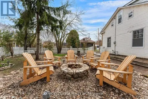 132 Waterloo Street North Cambridge ON N3H 1M8