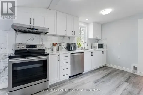 132 Waterloo Street North Cambridge ON N3H 1M8