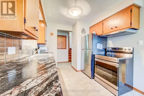 18 Queenston Crescent Kitchener ON N2B 2V5
