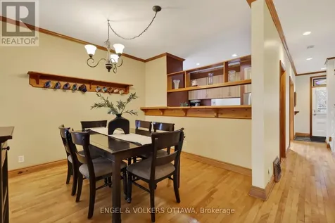 34 Ella Street Ottawa ON K1S 2S4