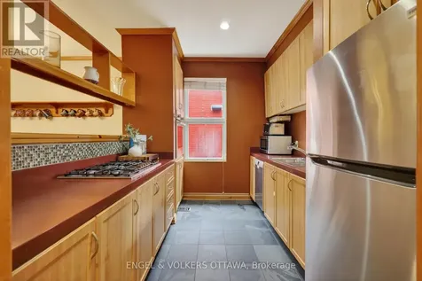 34 Ella Street Ottawa ON K1S 2S4