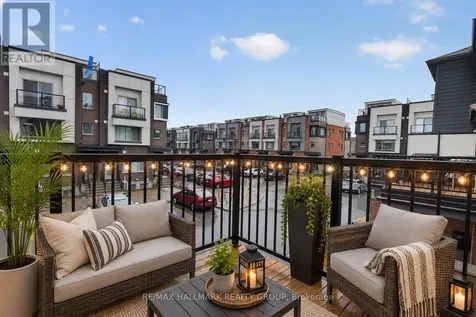 805 Kiniw Private Ottawa ON K1K 4Z4