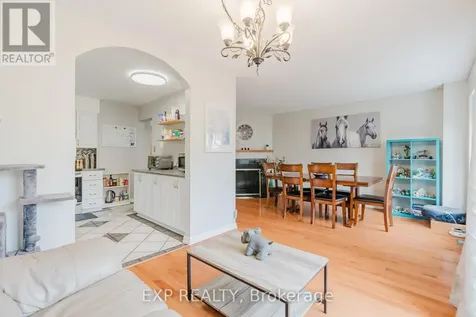 378 Valade Crescent Ottawa ON K4A 2V8