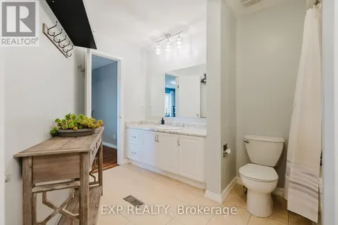 378 Valade Crescent Ottawa ON K4A 2V8