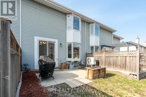 378 Valade Crescent Ottawa ON K4A 2V8