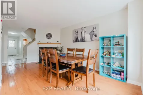 378 Valade Crescent Ottawa ON K4A 2V8
