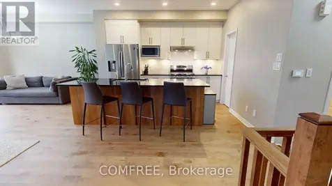881 Antonio Farley Street Ottawa ON K4A 5K1