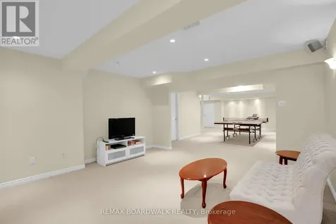 82 Upney Drive Ottawa ON K2J 5G6