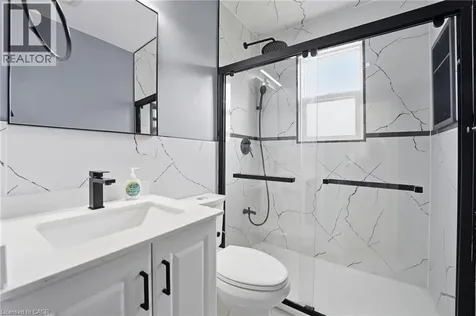 177 East 31st Street Hamilton ON L8V 3P4