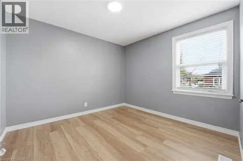 177 East 31st Street Hamilton ON L8V 3P4
