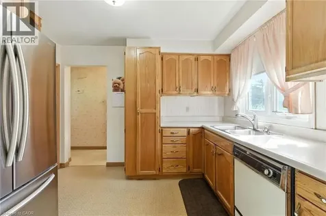 18 Jasper Drive Stoney Creek ON L8G 2S7