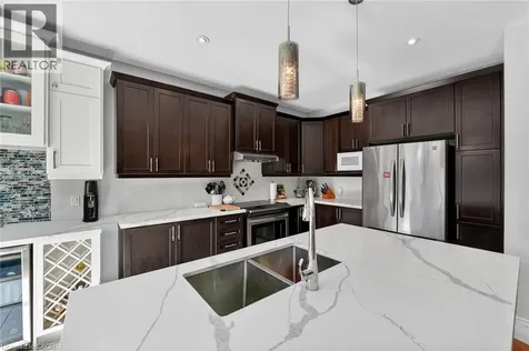 82 Chaumont Drive Stoney Creek ON L8J 0J8