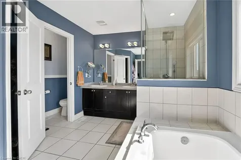 82 Chaumont Drive Stoney Creek ON L8J 0J8