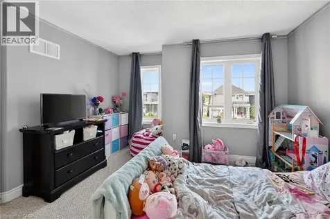 82 Chaumont Drive Stoney Creek ON L8J 0J8