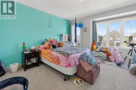 82 Chaumont Drive Stoney Creek ON L8J 0J8