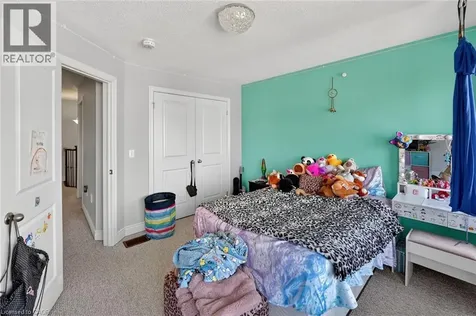82 Chaumont Drive Stoney Creek ON L8J 0J8