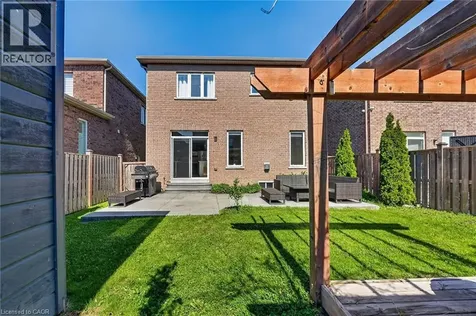 82 Chaumont Drive Stoney Creek ON L8J 0J8